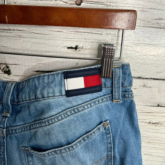 Tommy  Hilfiger jean shorts size 6 - Picture 7 of 9